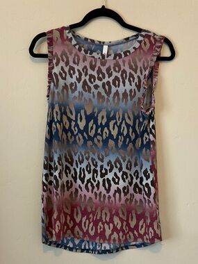 Sleeveless Leopard Print Ombre Tank in Blue and Mauve